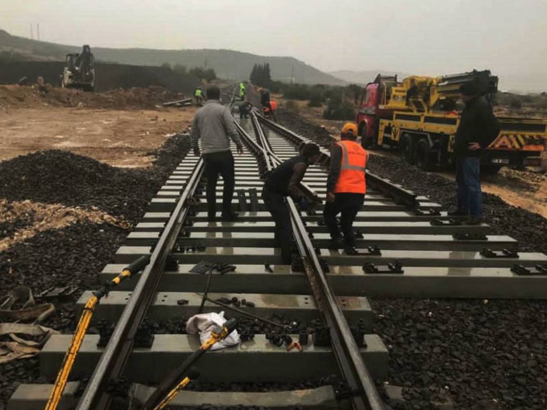 Saatte 200 kilometre hıza ulaşacak trenlerle iki şehir arası 2 saate düşecek 12